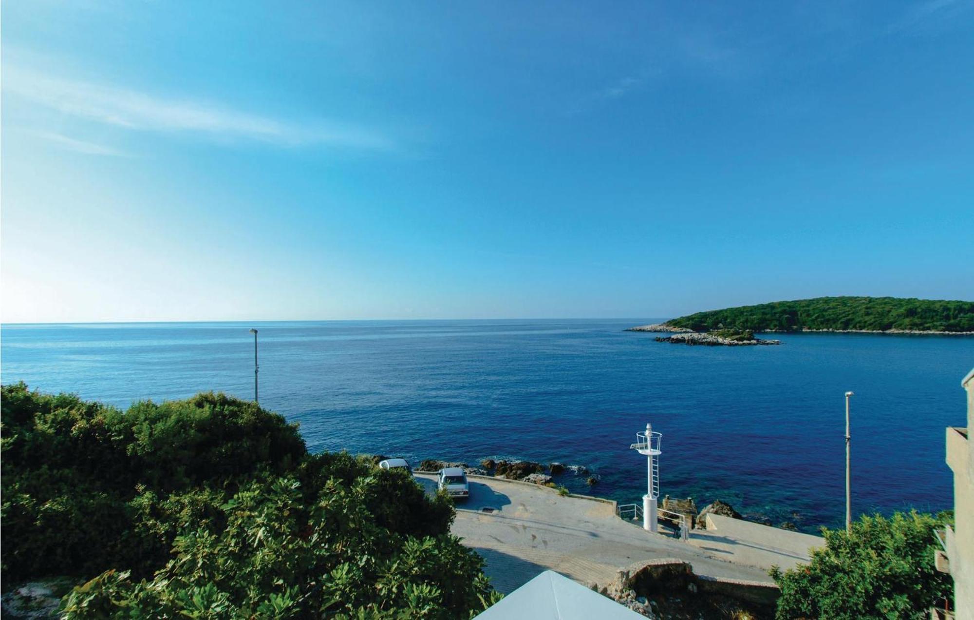 Stunning Apartment In Gruda With House Sea View Molunat Ngoại thất bức ảnh